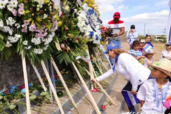 Jóvenes conmemoran gesta heroica de la Batalla de San Jacinto