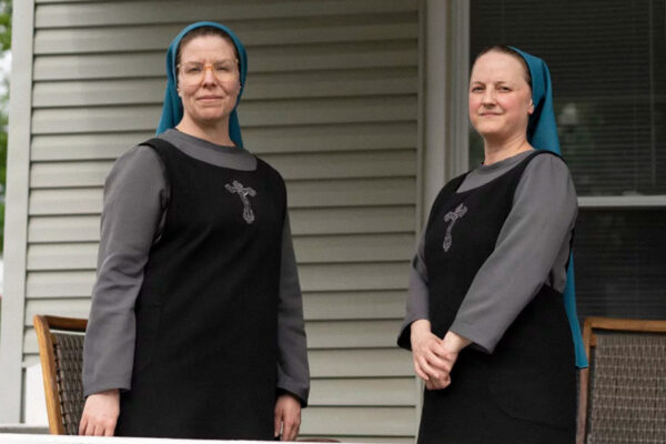 Dos monjas buscan rescatar la fe de las víctimas abusadas por curas católicos