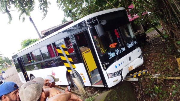 Muere conductor de bus de la ruta Nueva Guinea-Bluefields tras sufrir un infarto al volante