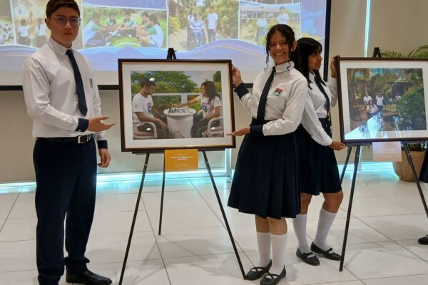 MINED celebra la final de certamen de fotografía con la participación de 20 mil estudiantes