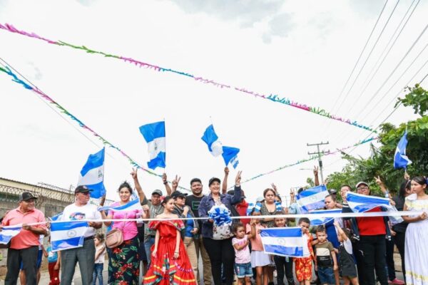 Alcaldía de Managua entrega nuevas calles en el Barrio Hialeah en saludo a las Fiestas Patrias