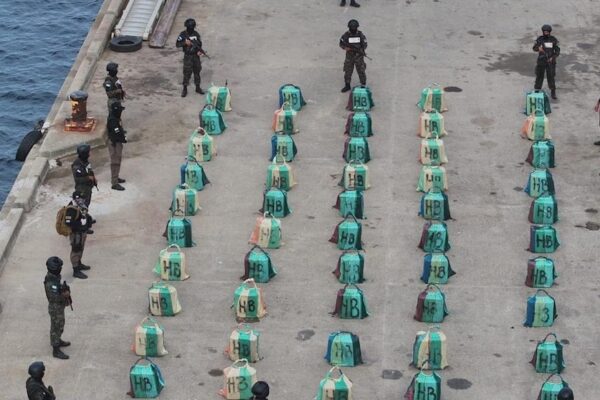 Incautan 1,661 kilos de cocaína y capturan a cuatro personas en el Caribe hondureño