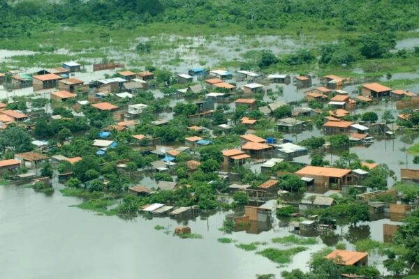 Ecuador prepara medidas de contención ante la amenaza de impactos extremos de El Niño