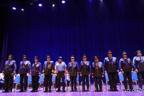 Con ascensos en grados celebran el 90 aniversario del Benemérito Cuerpo de Bomberos