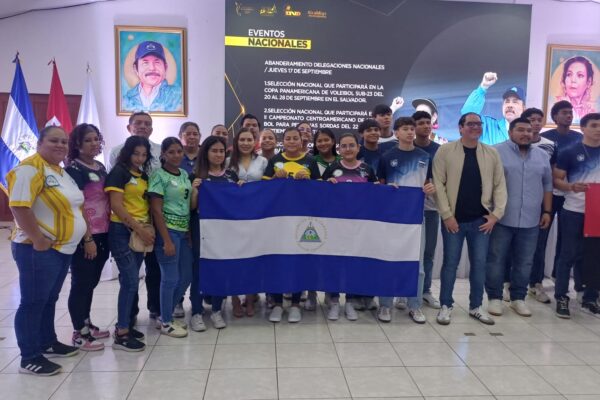 Abanderan a tres selecciones nicaragüenses que participarán en eventos internacionales