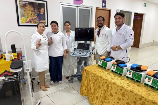 Refuerzan atención ginecológica en Nicaragua con la entrega de nuevos equipos a unidades de salud