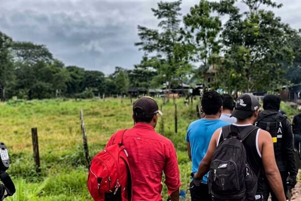 Decomisan droga y herramientas de minería en cuartería con 21 nicaragüenses en Costa Rica