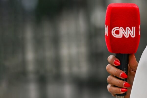 Trump comenta su veto a CNN y a otros medios en la Casa Blanca
