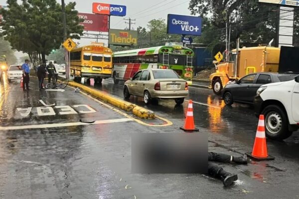 Ciclista perece en accidente vial en Managua