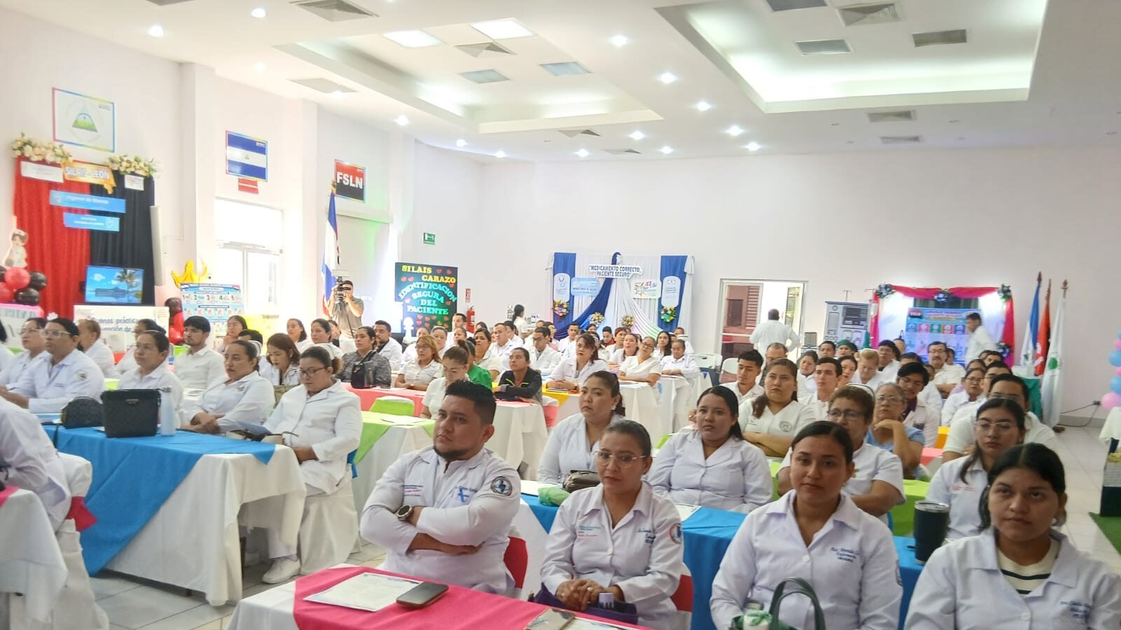 MINSA promueve la ética y seguridad hacia el paciente en simposio nacional de salud
