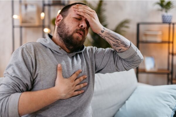 Accidentes cerebrovasculares crecen entre adultos jóvenes: ¿qué hay detrás?
