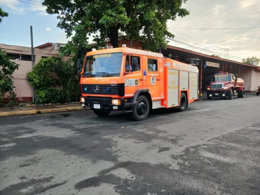 Bomberos asignan dos unidades nuevas a la estación 243 en Teotecacinte