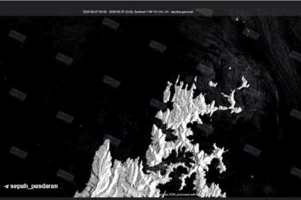 Imagen satelital de lo que pasa ahora en el estrecho de Ormuz