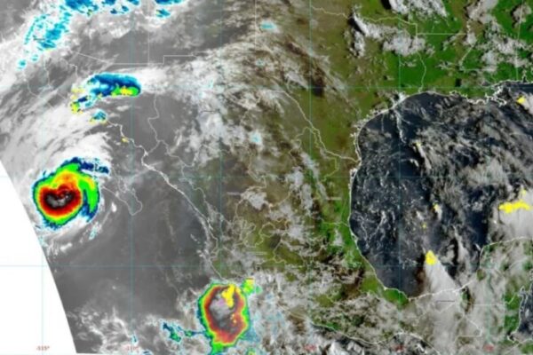 Huracán Polo toca tierras mexicanas como categoría 2