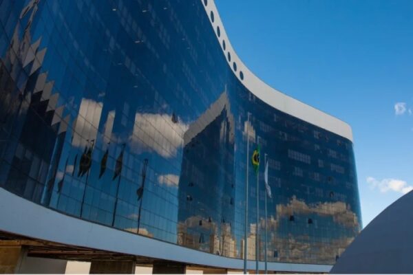 Brasil: Tribunal Superior Electoral registra más de 51 mil denuncias por propaganda irregular