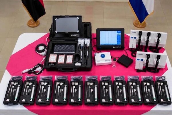 MINSA fortalece atención visual y respiratoria con nuevos equipos médicos