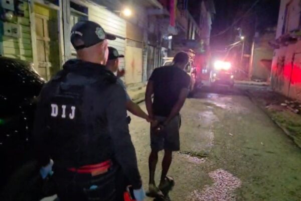 Detienen a nicaragüense por robo agravado en Panamá