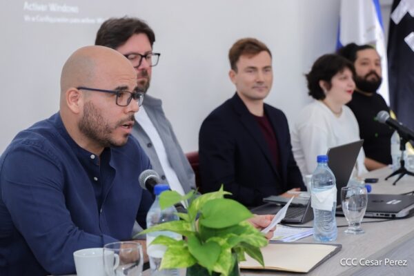 Delegación nicaragüense viaja a Rusia para firmar acuerdos de cooperación tecnológica