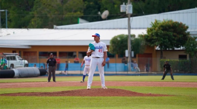 Inicia la batalla por el título del Pomares: Rivas recibe a Granada en el primer juego de la gran final