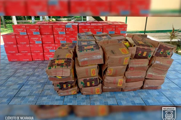 Ejército de Nicaragua incauta embarcación con mercadería ilegal en Río San Juan