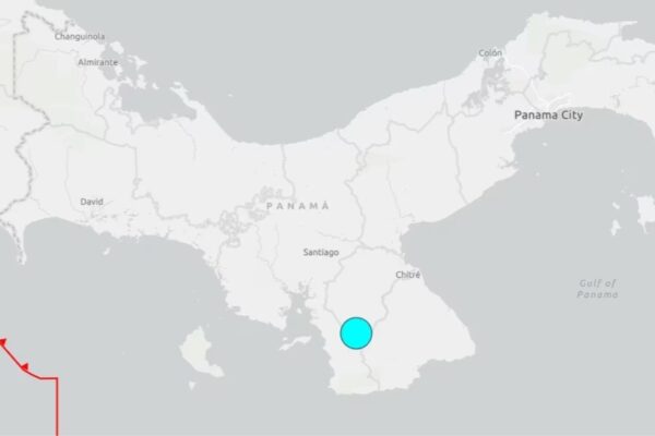 Fuerte sismo de magnitud mayor a 7 sacude Panamá