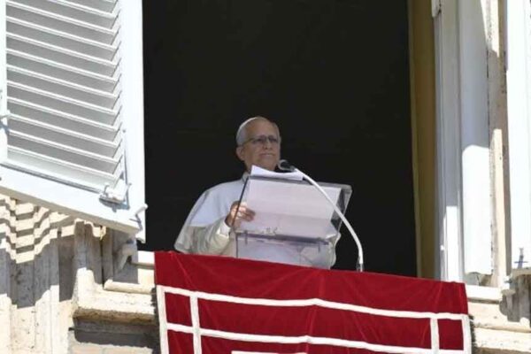 Papa León XIV anuncia operación para extirpar nódulo pulmonar
