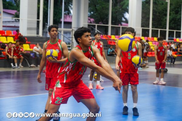 900 atletas participan en la contienda por el título nacional de voleibol masculino