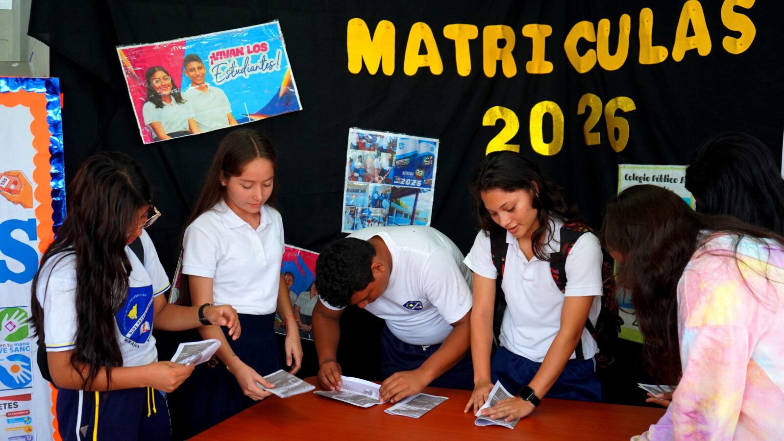 Ciclo Escolar culminará con más de 300 mil graduandos y se proyecta matrícula de 1.8 millones de estudiantes