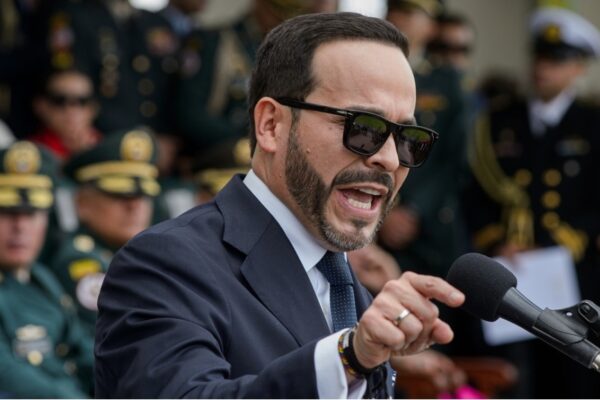 De la Espriella prepara un polémico decreto sobre las protestas antes de una marcha opositora