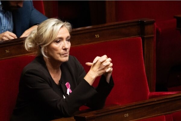 Le Pen: “Francia ya no puede financiar a Ucrania”