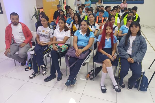 Presentan cinco nuevas carreras estratégicas para responder a la demanda tecnológica y productiva