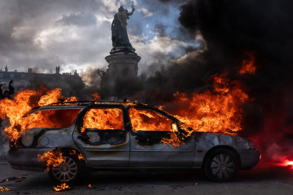 “Se les advirtió y no escucharon”: Vance se pronuncia ante el caos de las protestas en Francia