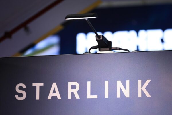 Zelenski arremete contra EE.UU por las restricciones a Starlink: “Simplemente, devuélvannoslo”