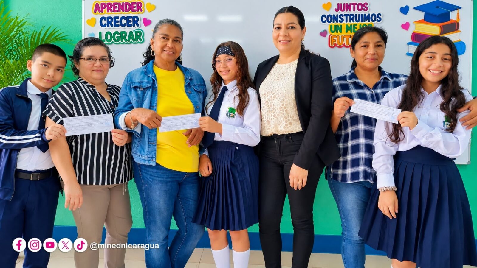 Más de 561 mil estudiantes inscritos en los primeros días de la matrícula escolar 2027