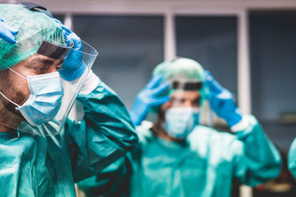 Muere en Europa una persona con un virus ‘intransmisible’ al ser humano: ¿hay riesgo?