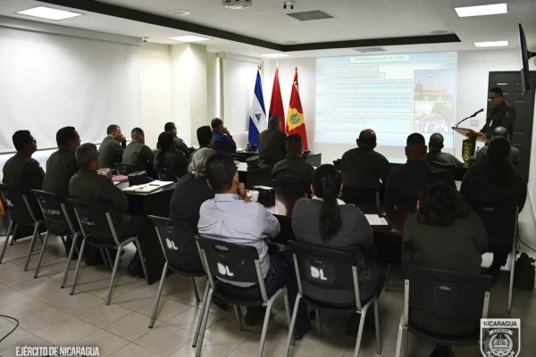 Abogados del Ejército actualizan conocimientos sobre el marco jurídico nacional