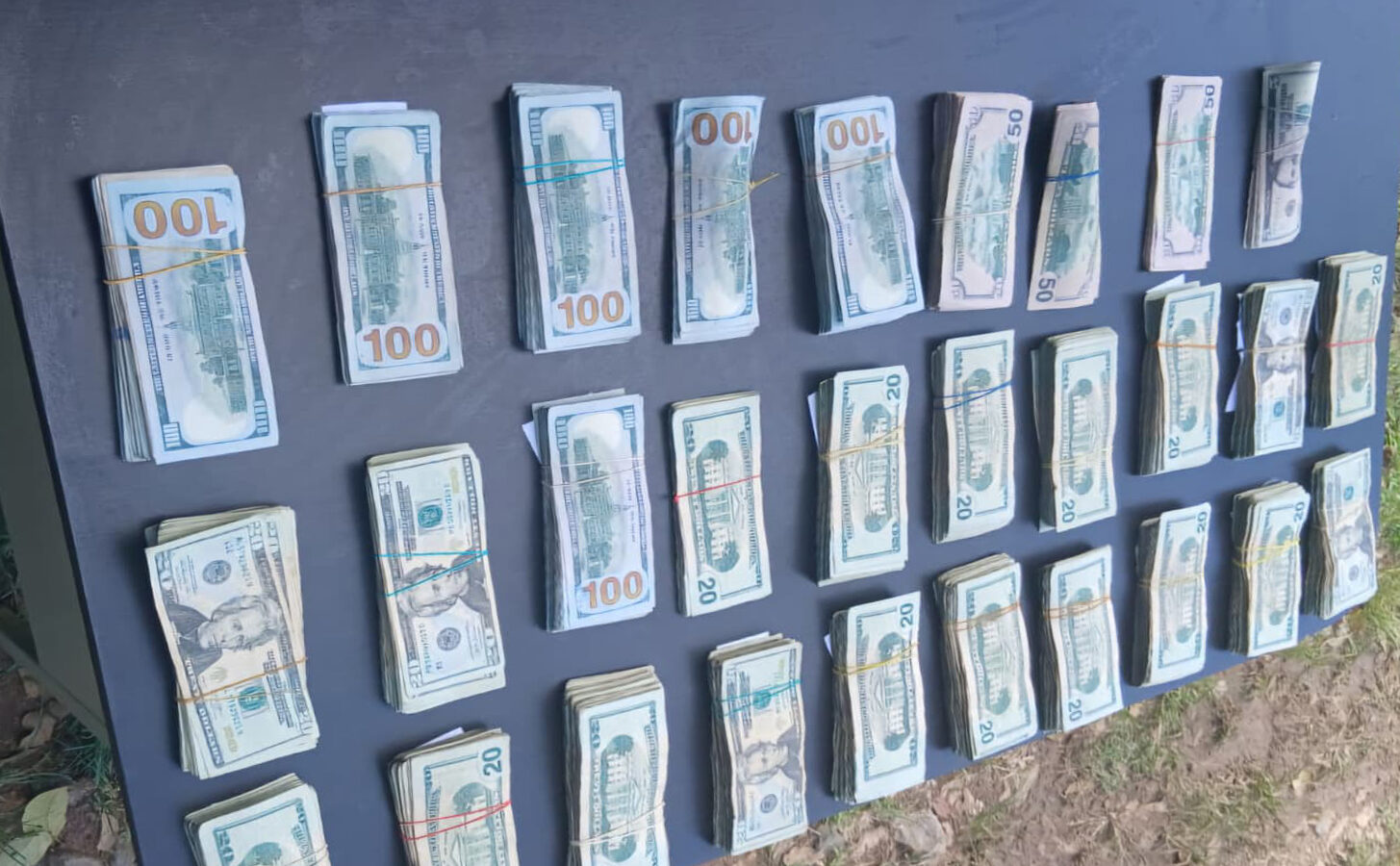 Ejército de Nicaragua incauta U$88,760, medicinas y mercadería ilegal en la frontera con Costa Rica