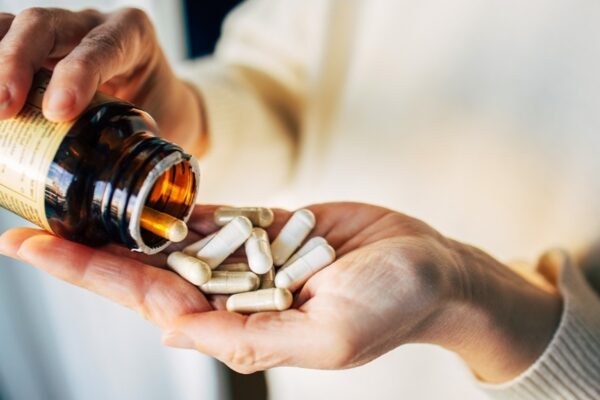 Descubren preocupante efecto para la salud de este suplemento para dormir