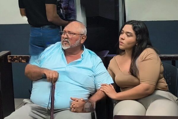 Padre e hija enfrentarán juicio por sobornos para sacar madera ilegal del Caribe Norte