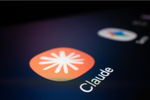 Claude accede de forma autónoma a datos de votantes en EE.UU a pocos días de las elecciones de medio término