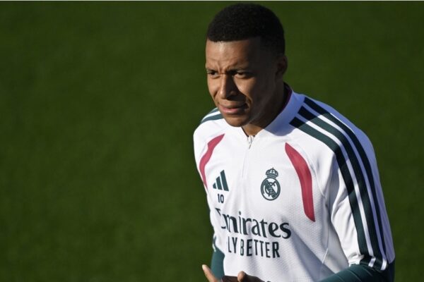 LaLiga se pronuncia tras la polémica en China por una broma de Mbappé