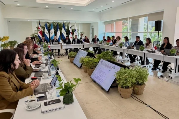 Ministros del istmo logran acuerdo en Managua para modernizar la normativa aduanera
