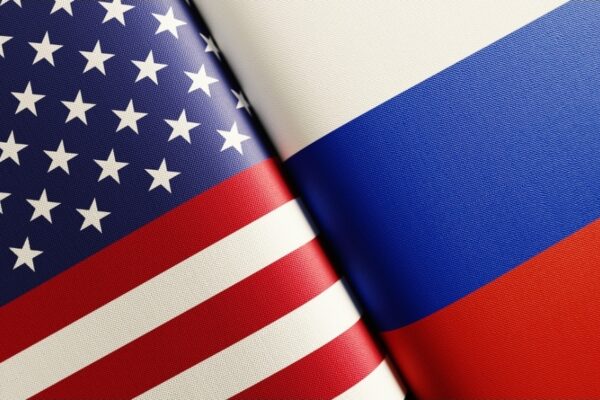 Asesor de Putin: Rusia y EE.UU comienzan a coordinar una fecha para conversaciones trilaterales sobre Ucrania