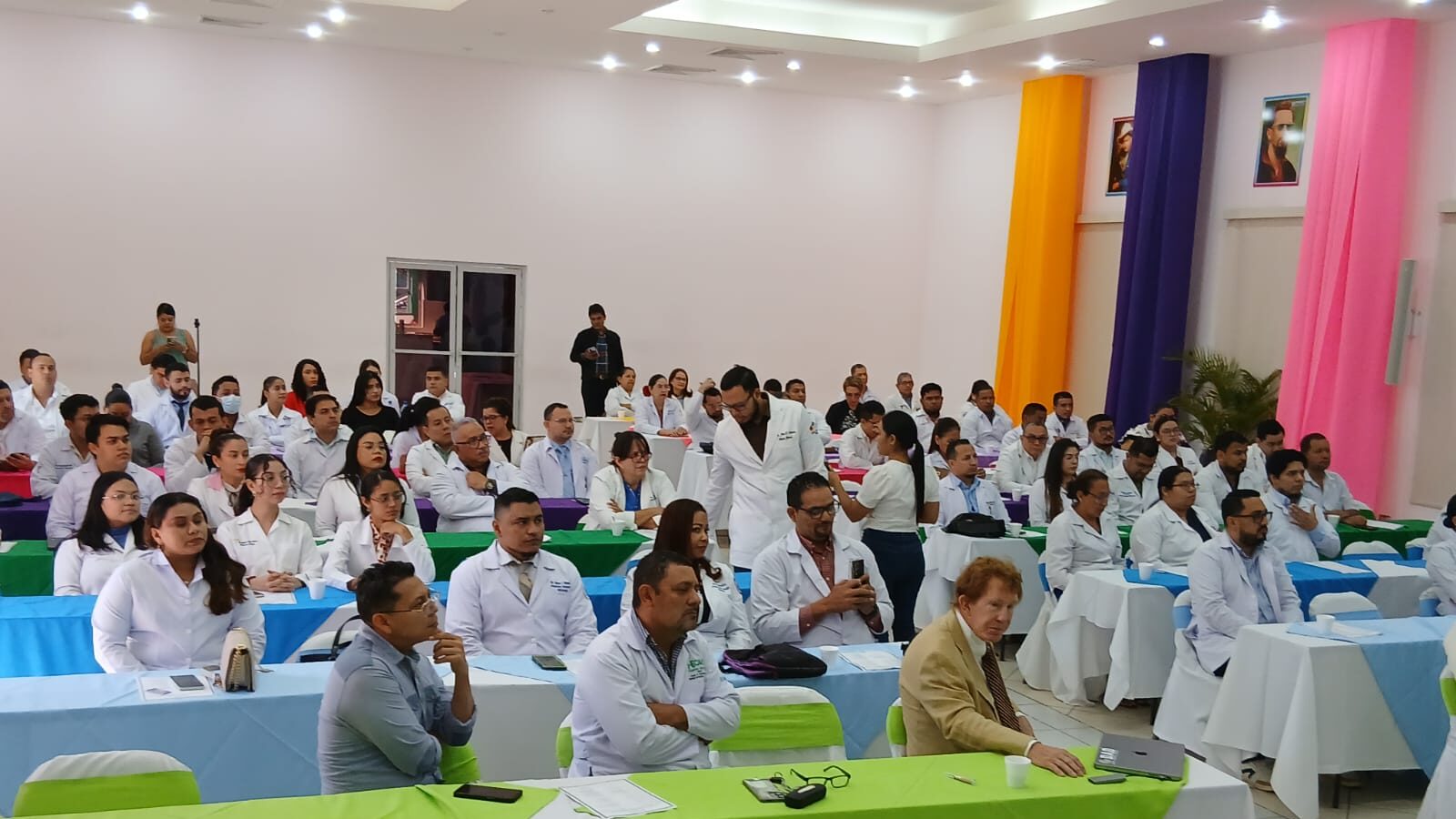 Avanza con éxito terapias de medicina regenerativa y células madre en Nicaragua